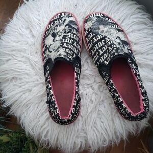 Juicy Couture Black and Pink Logo Slip-On Sneakers